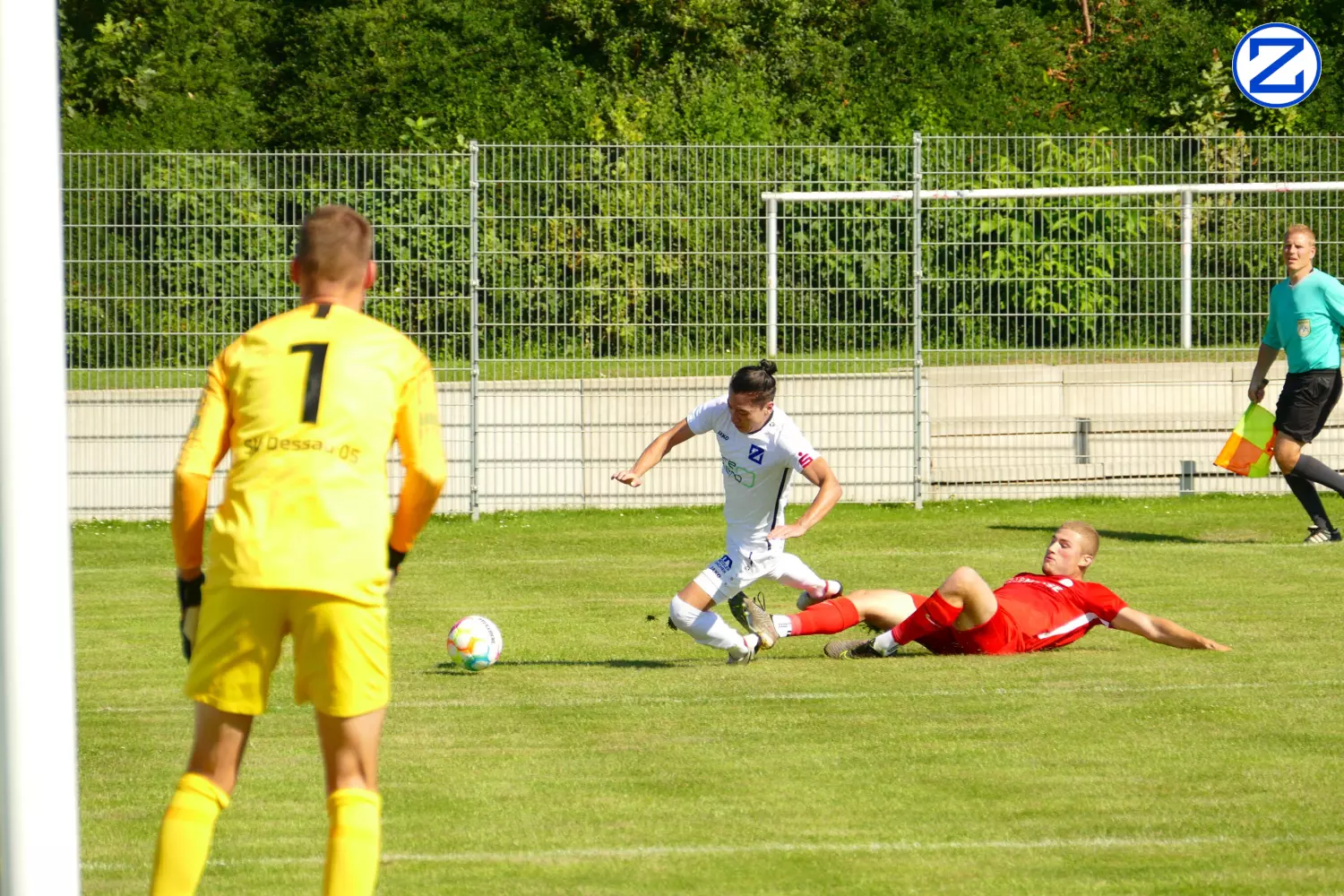 Bild: SV Blau-Weiß Zorbau - SV Dessau 05 4:2 (2:1) - Dessau1024