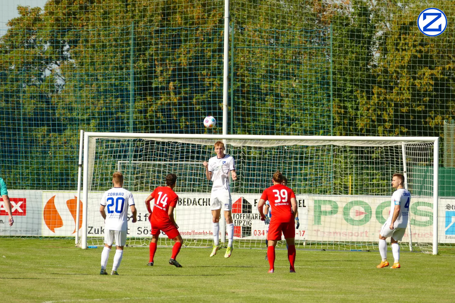 Bild: SV Blau-Weiß Zorbau - SV Dessau 05 4:2 (2:1) - Dessau2004