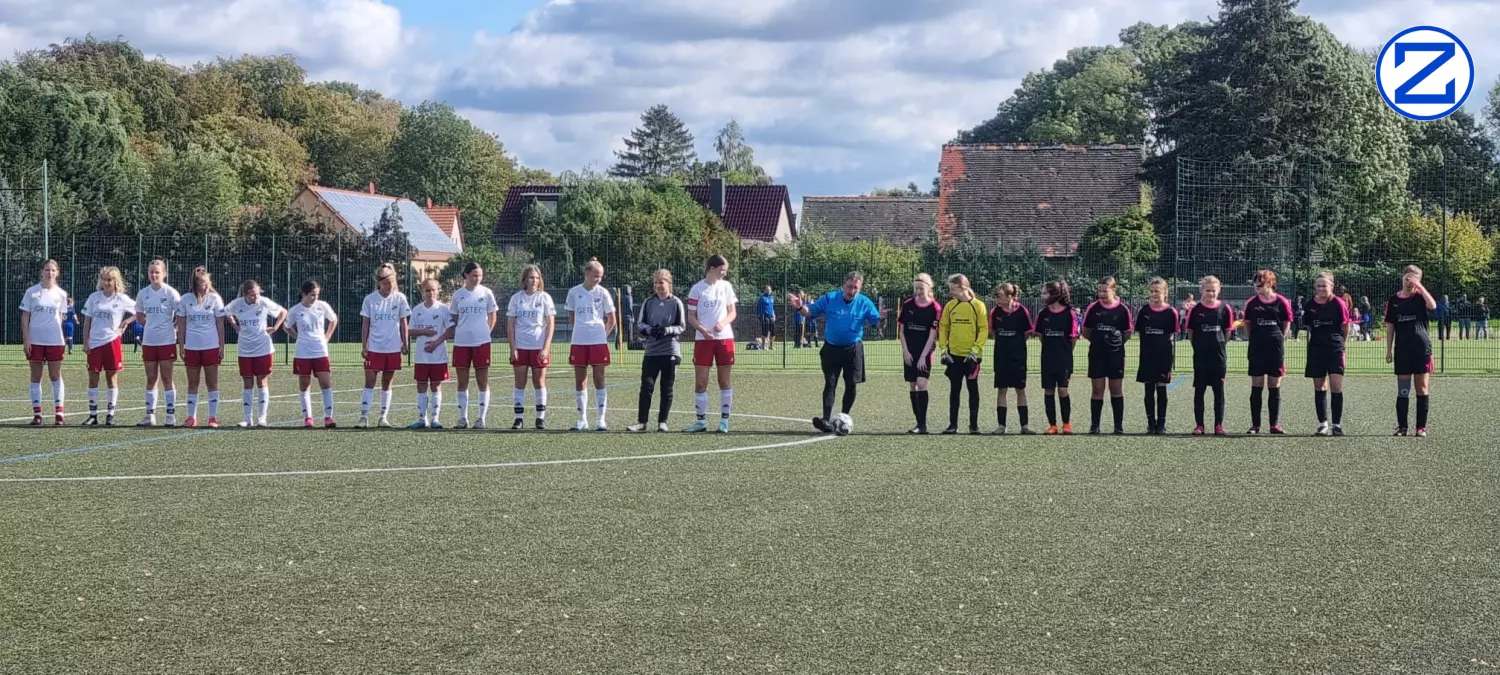 Bild: C-Juniorinnen: SV Blau-Weiß Zorbau - Magdeburger FFC 2:14 - Zorbau003