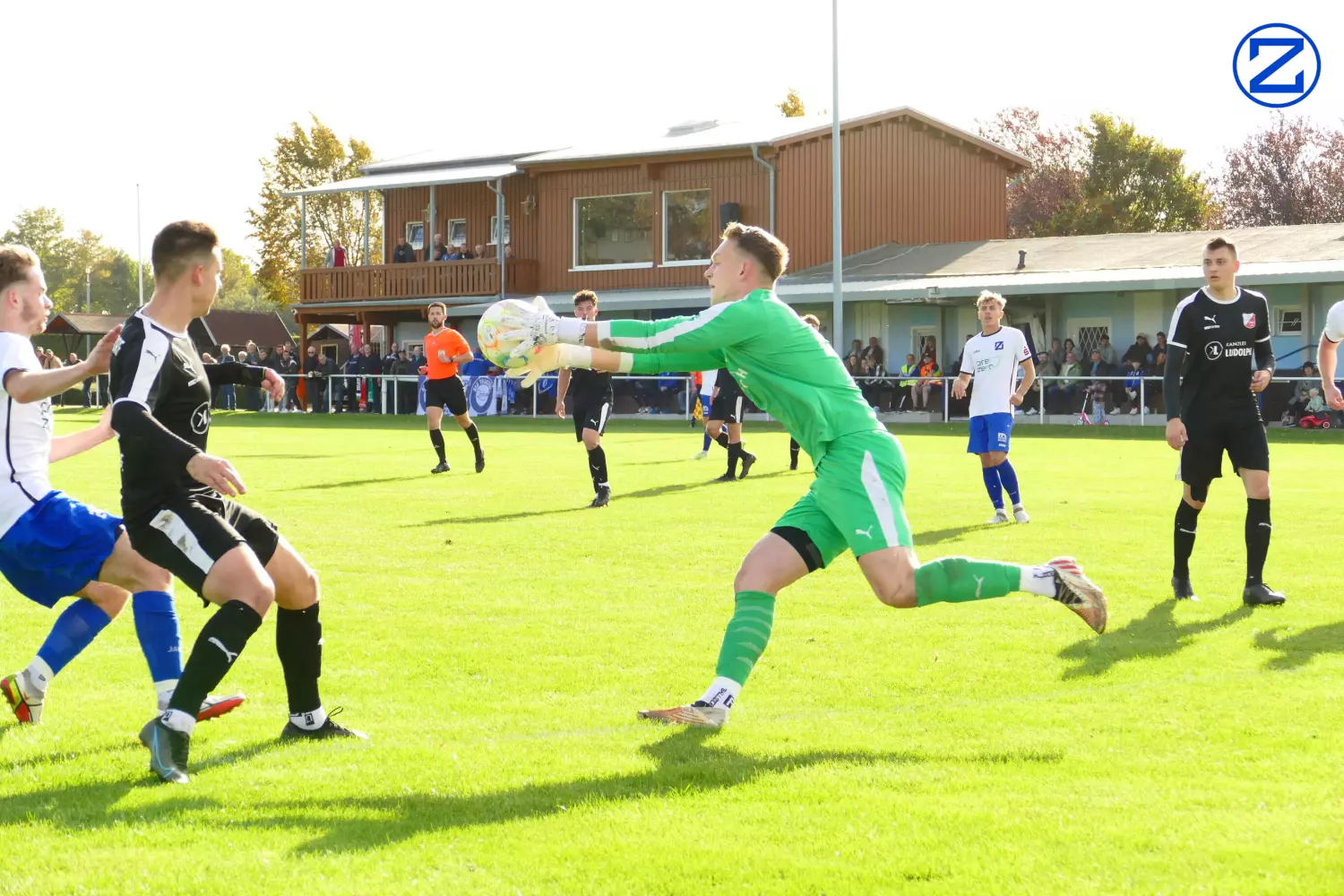 Bild: SV Blau-Weiß Zorbau - BSV Halle-Ammendorf 1:0 n.V. - Ammendorf018
