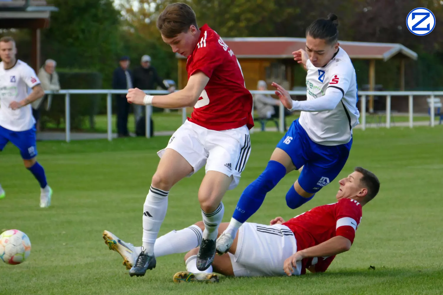 Bild: SV Blau-Weiß Zorbau - FSV Saxonia Tangermünde 1:0 (1:0) - Tangermuende1005