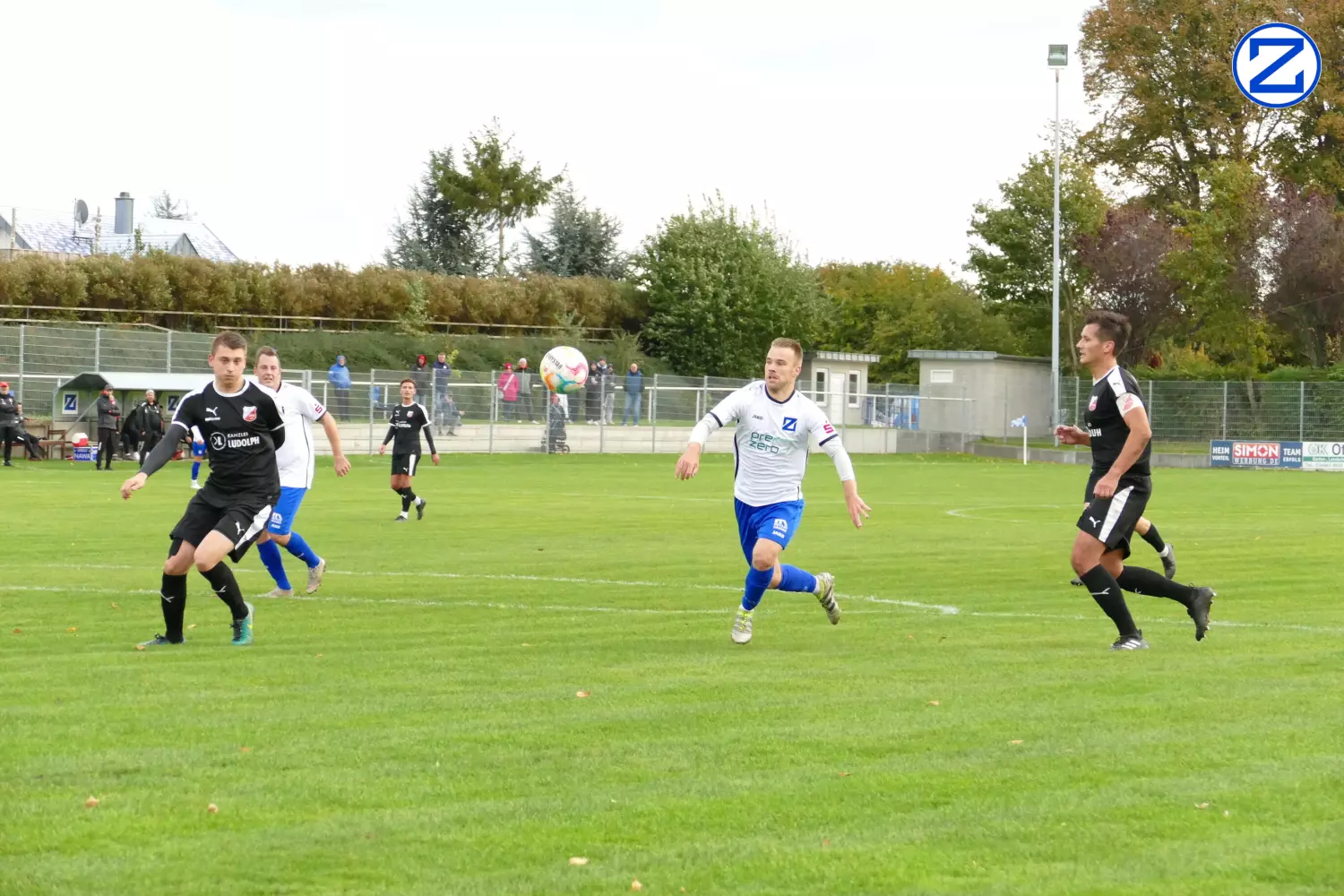 Bild: SV Blau-Weiß Zorbau - BSV Halle-Ammendorf 2:0 (1:0) - Ammendorf1014