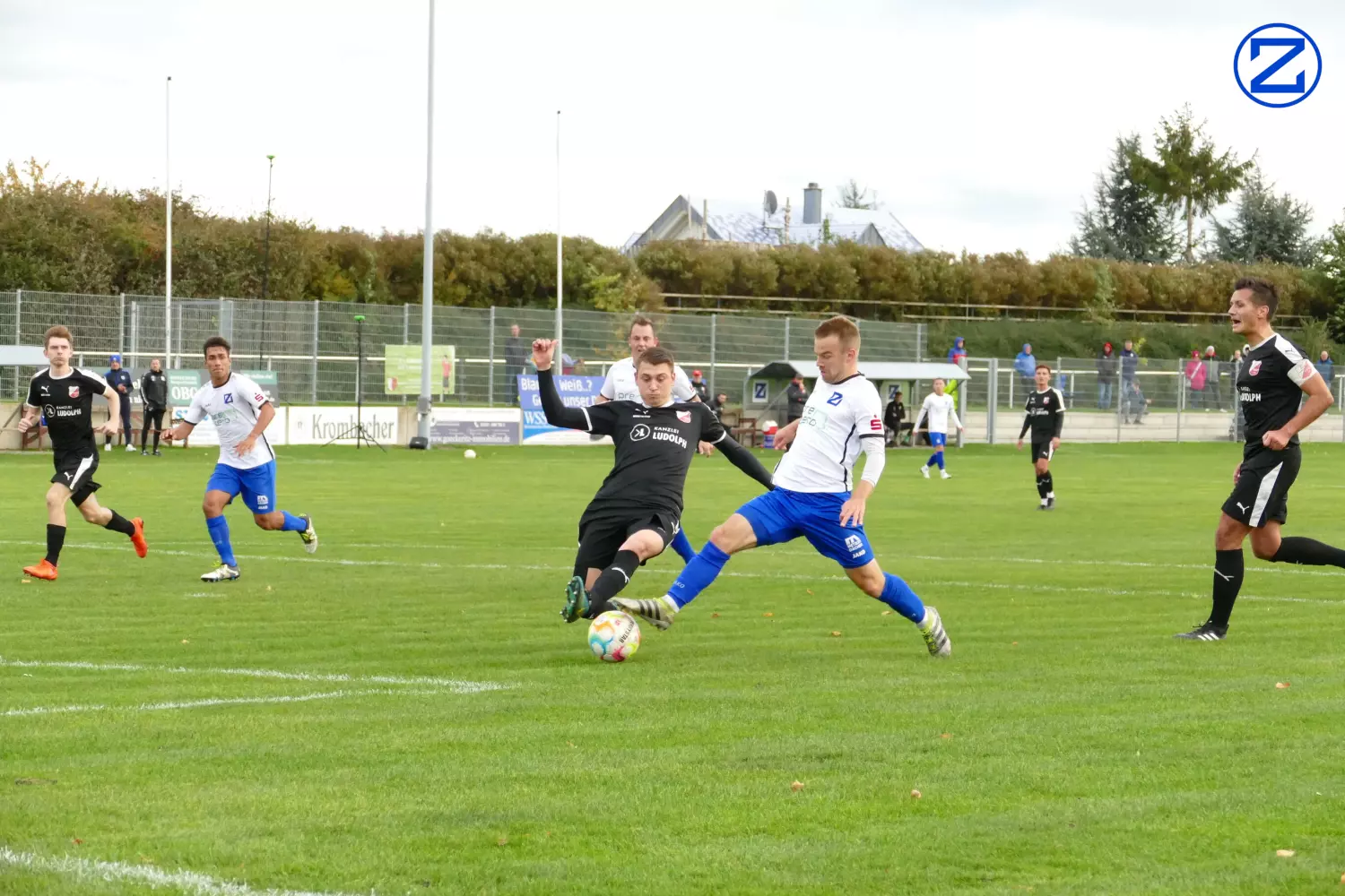 Bild: SV Blau-Weiß Zorbau - BSV Halle-Ammendorf 2:0 (1:0) - Ammendorf1015