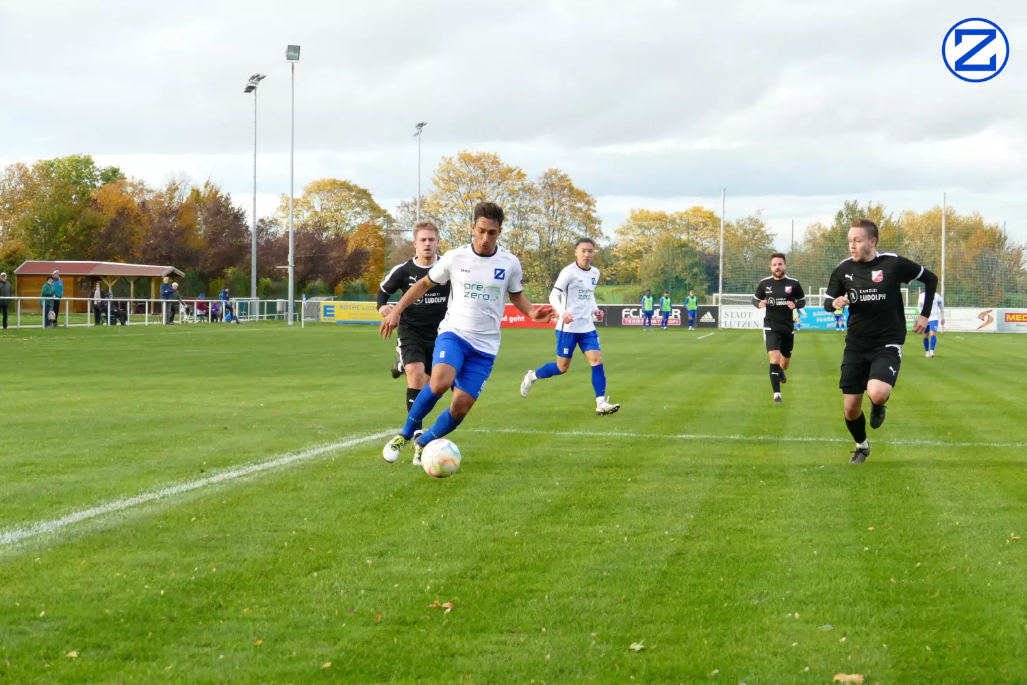 Bild: SV Blau-Weiß Zorbau - BSV Halle-Ammendorf 2:0 (1:0) - Ammendorf2002