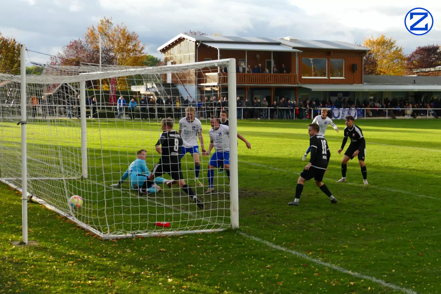 Bild: SV Blau-Weiß Zorbau - BSV Halle-Ammendorf 2:0 (1:0) - Ammendorf2022