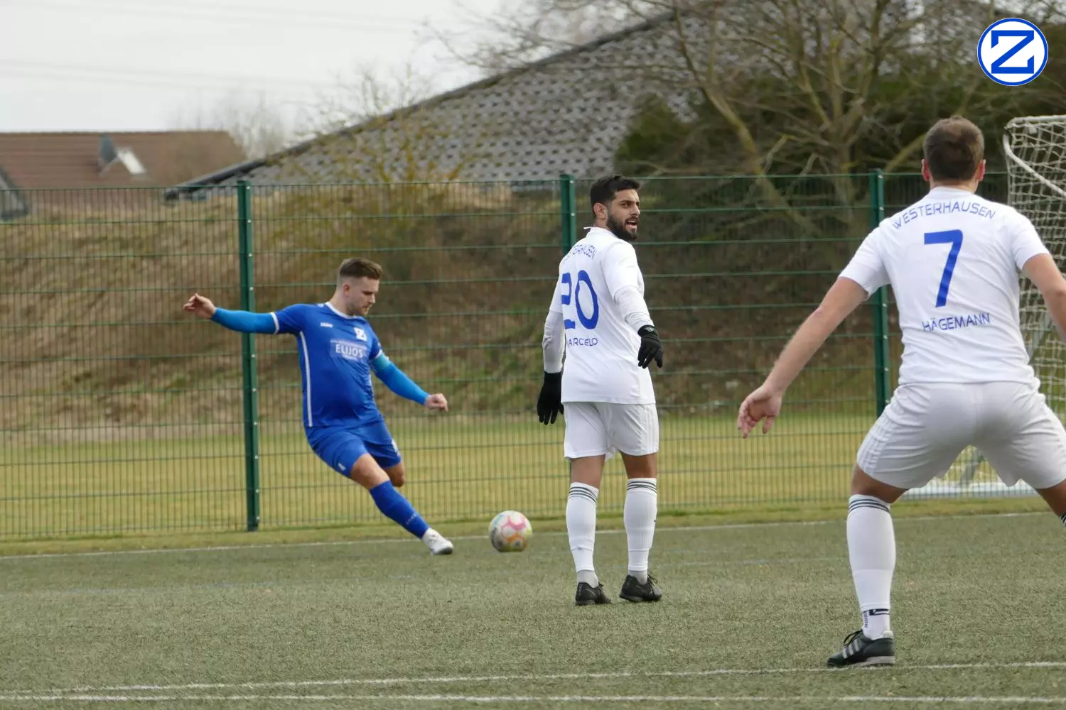 Bild: SV Blau-Weiß Zorbau - SV 1890 Westerhausen 4:2 (2:1) - Westerhausen1003