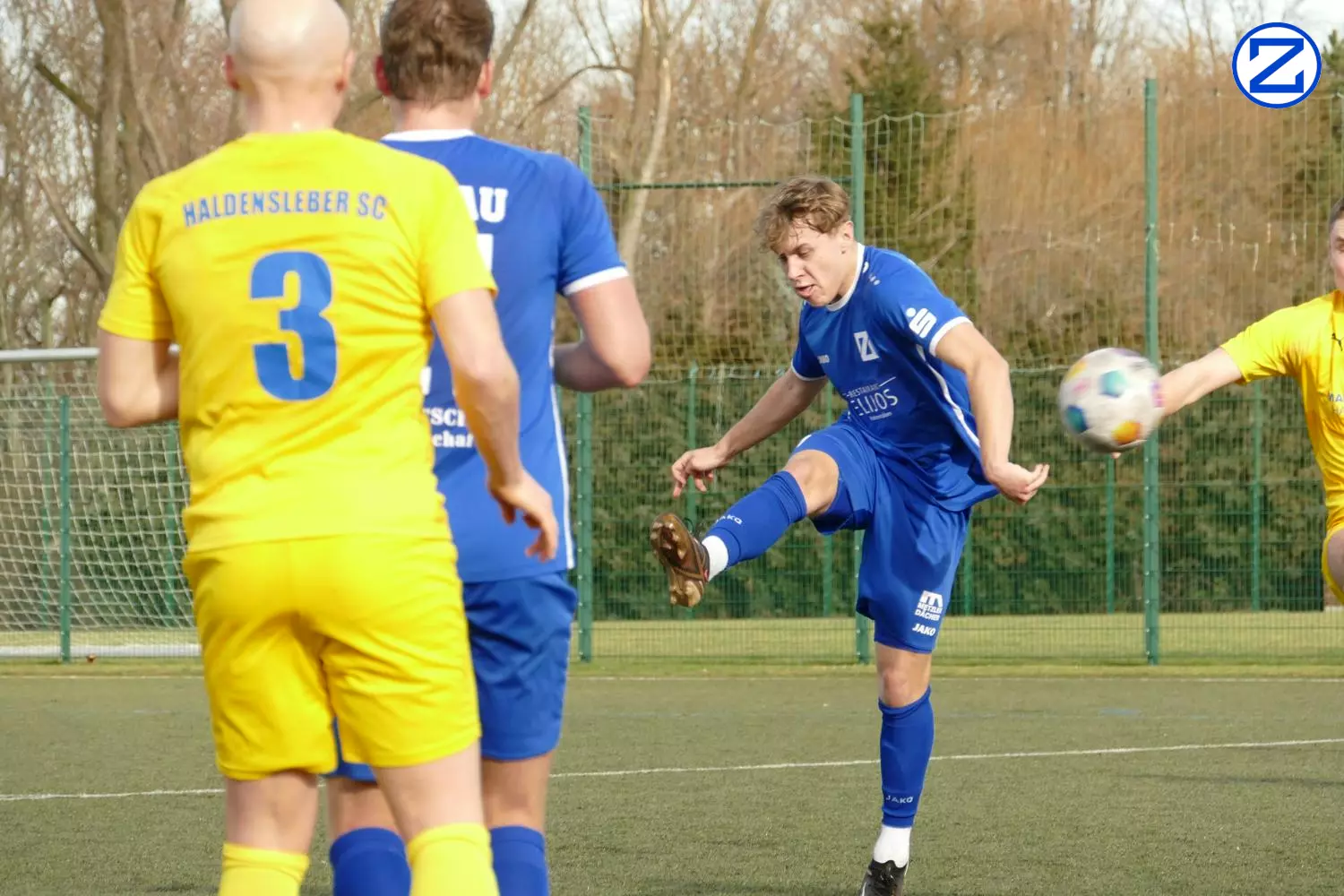 Bild: SV Blau-Weiß Zorbau - Haldensleber SC 5:1 (1:1) - Haldensleben2008