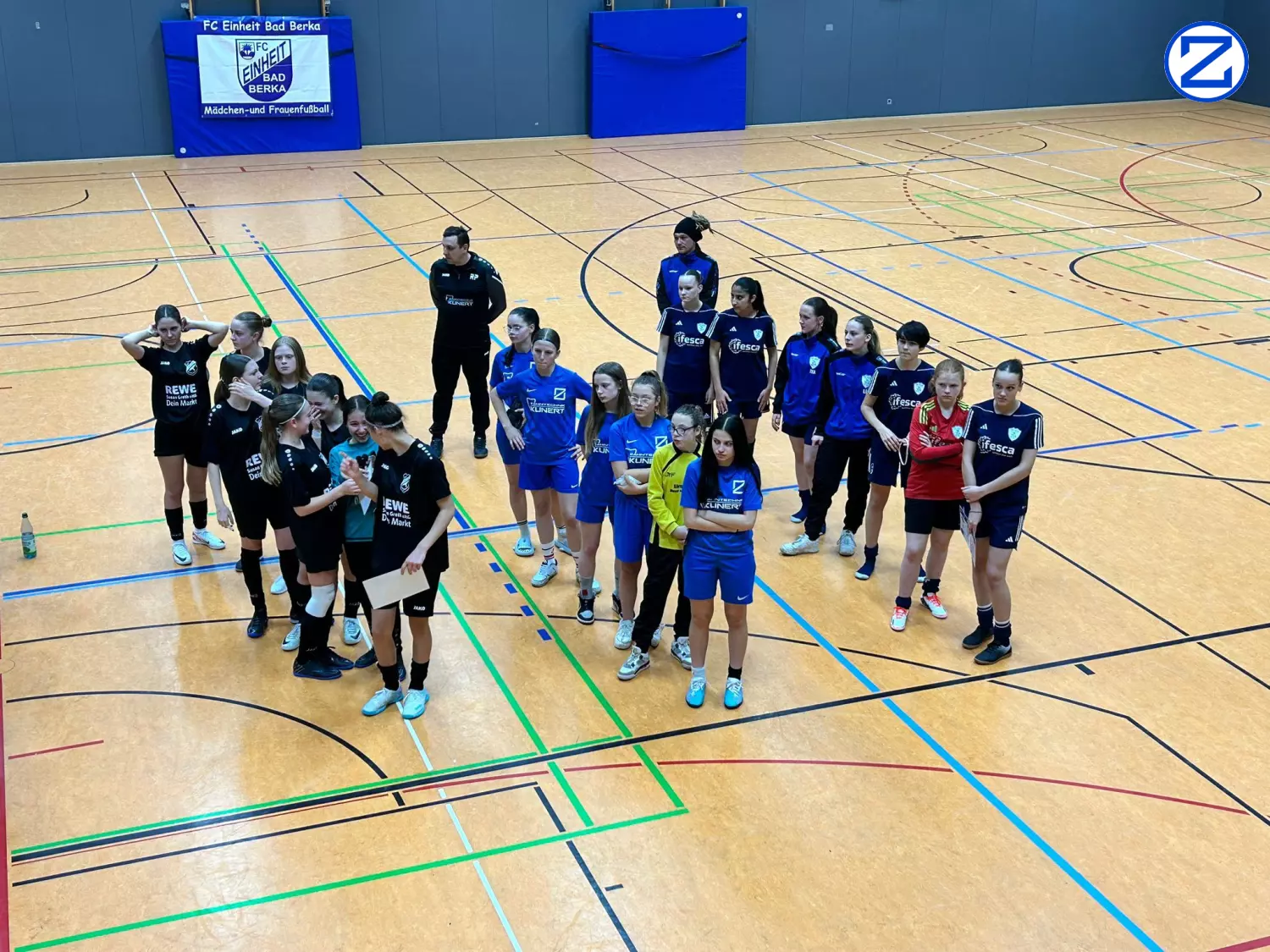 Bild: Hallensaisonabschluß bei den C- und B-Juniorinnen - Hallenturnier001