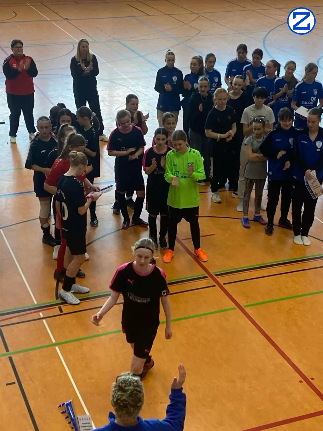Bild: Hallensaisonabschluß bei den C- und B-Juniorinnen - Hallenturnier003