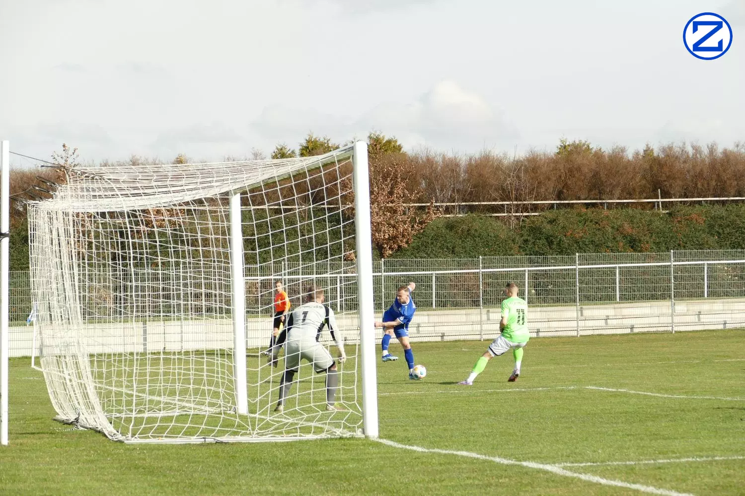 Bild: SV Blau-Weiß Zorbau - 1. FC Bitterfeld-Wolfen 1:6 (0:3) - Bitterfeld Wolfen025