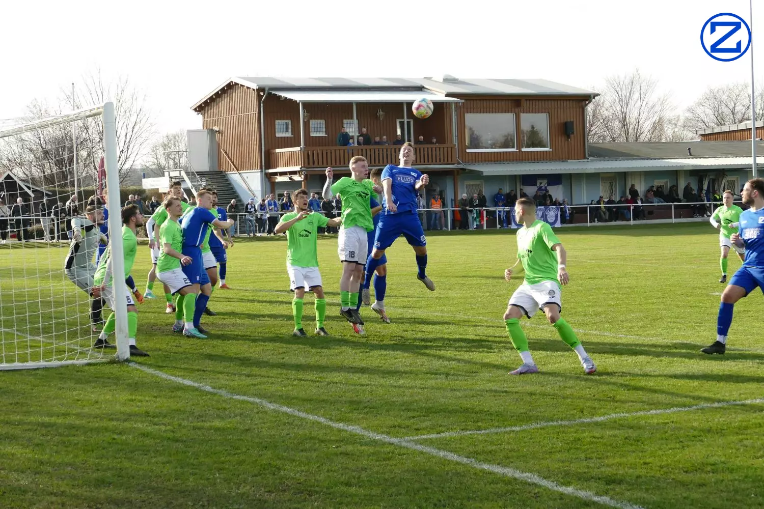 Bild: SV Blau-Weiß Zorbau - 1. FC Bitterfeld-Wolfen 1:6 (0:3) - Bitterfeld Wolfen035