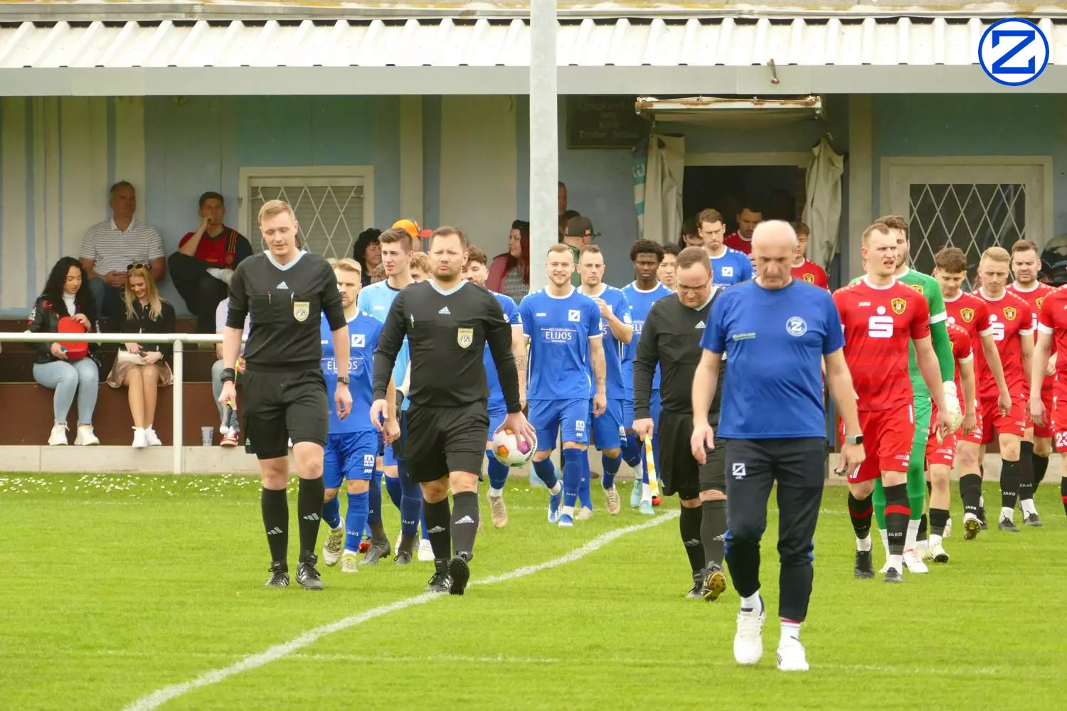 Bild: SV Blau-Weiß Zorbau - 1. FC Lok Stendal 3:1 (1:1) - Stendal001