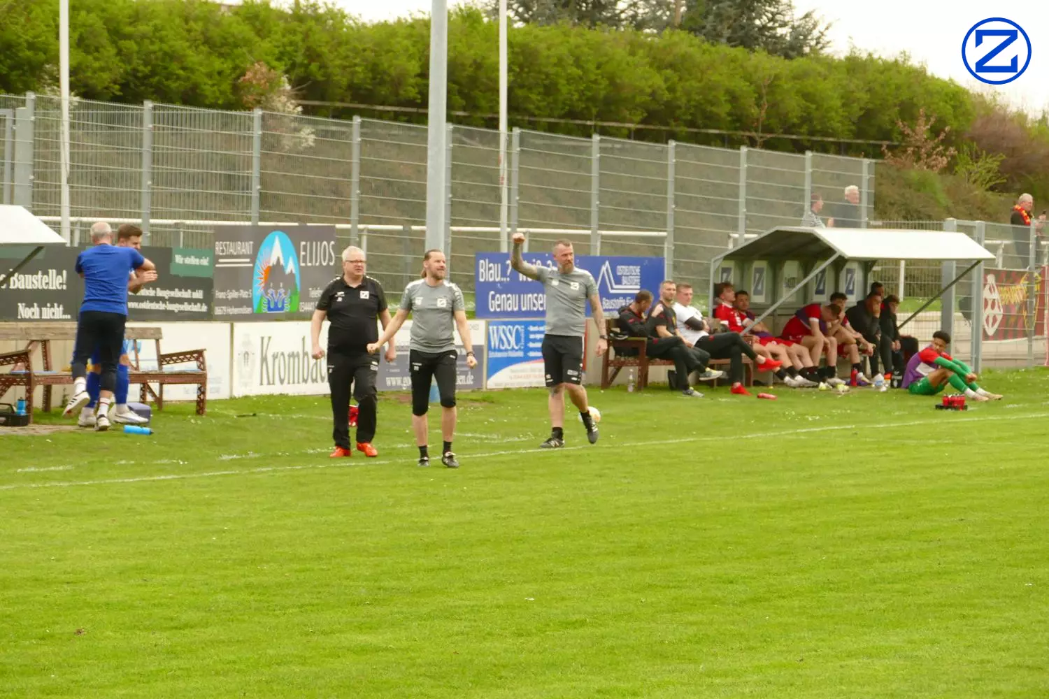 Bild: SV Blau-Weiß Zorbau - 1. FC Lok Stendal 3:1 (1:1) - Stendal019