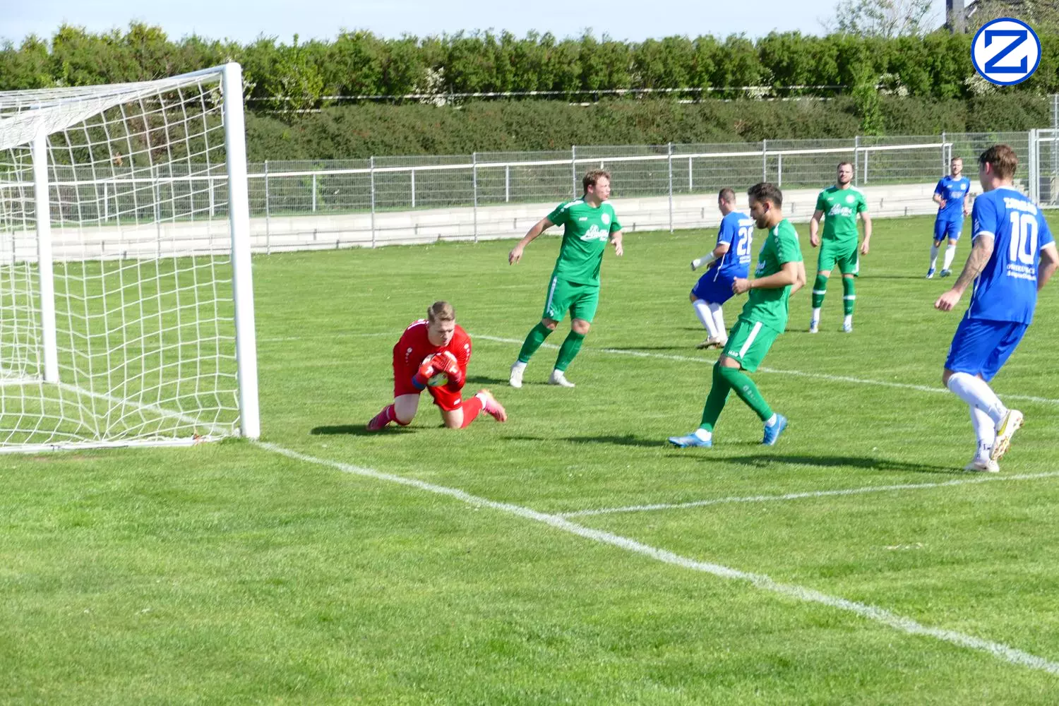 Bild: SV Blau-Weiß Zorbau - FSV Grün-Weiß Ilsenburg 6:1 (3:1) - Ilsenburg1019