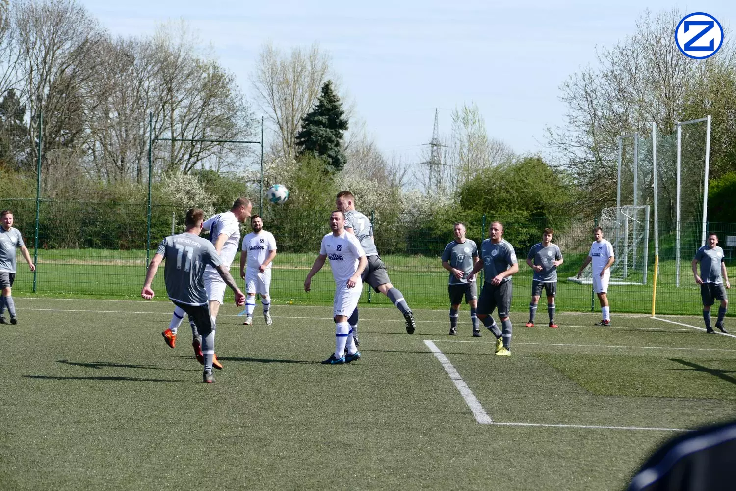 Bild: SV Blau-Weiß Zorbau II - SV Eintracht Profen II (0:1) 4:2 - Profen008