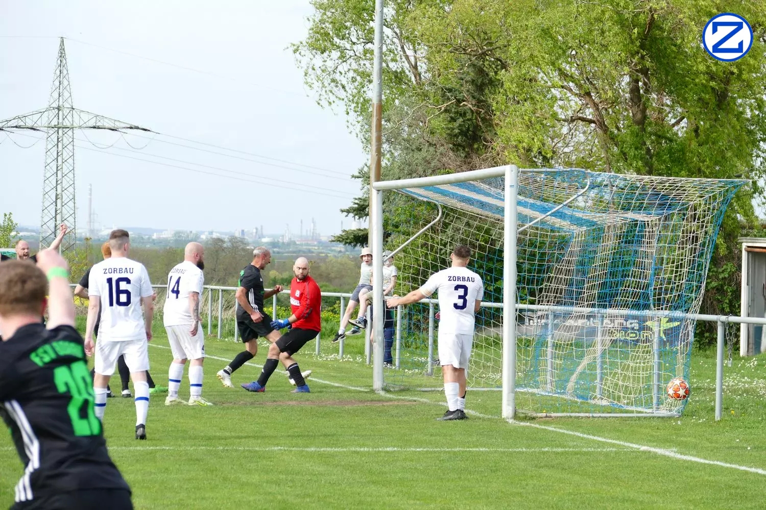 Bild: FSV Blau-Weiß Borau - SV Blau-Weiß Zorbau II - Borau011