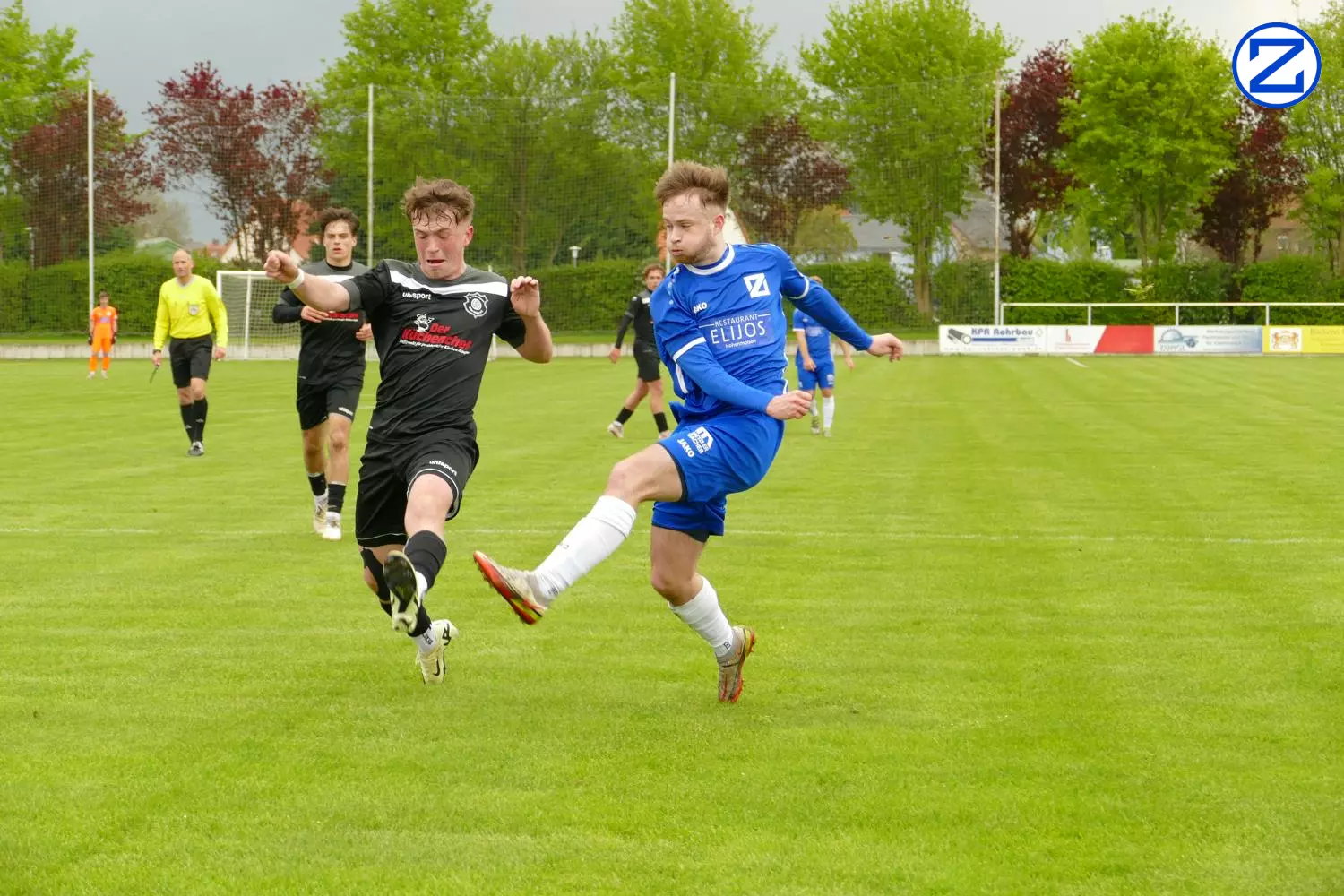 Bild: SV Blau-Weiß Zorbau - VfB Otterselben 5:2 (3:0) - Otterselben014