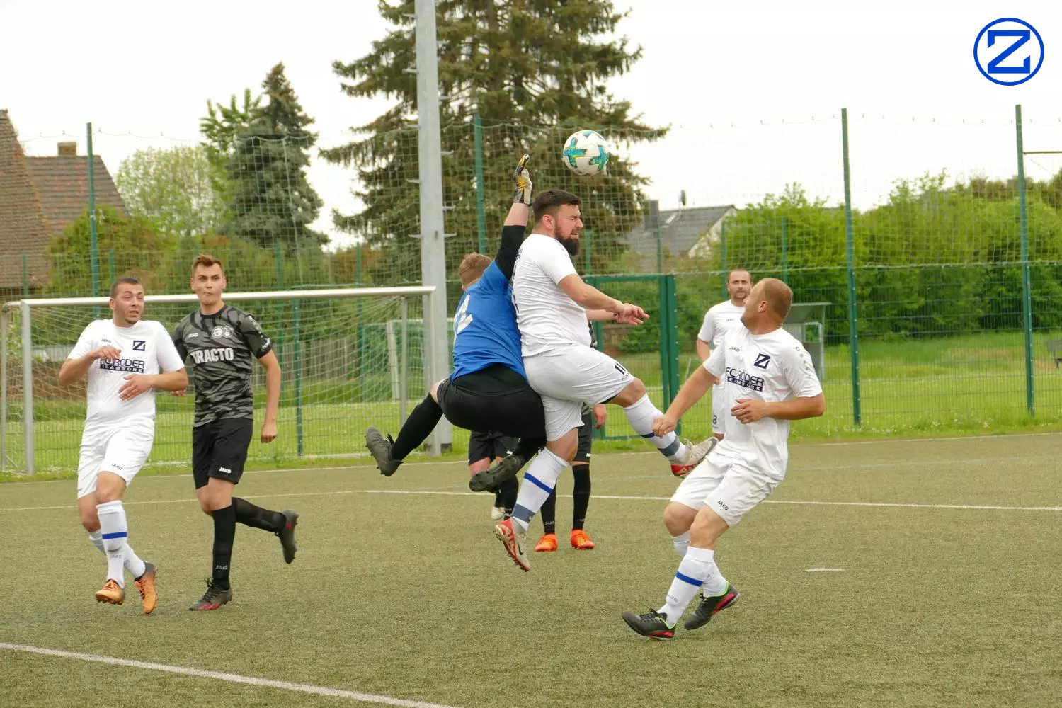 Bild: SV Blau-Weiß Zorbau II - SPG Lützen/Meuchen 0:8 (0:3) - Luetzen007