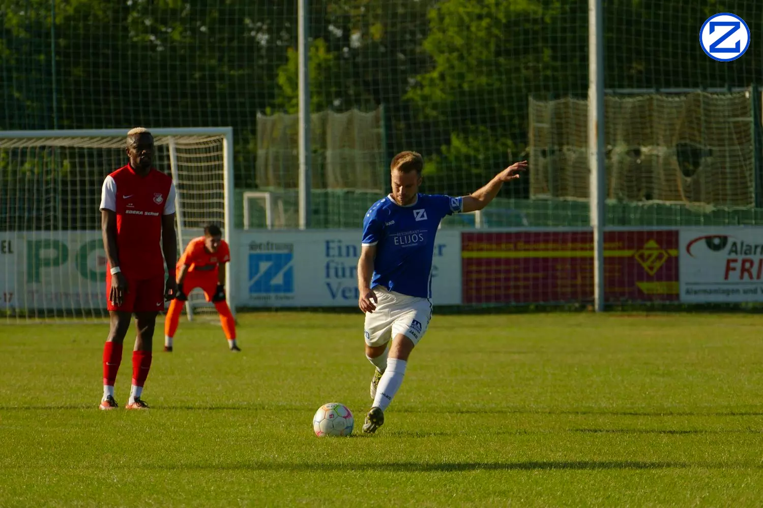 Bild: SV Blau-Weiß Zorbau - SG Rot-Weiß Thalheim 3:1 (0:1) - Sg Rot Weiss Thalheim 006