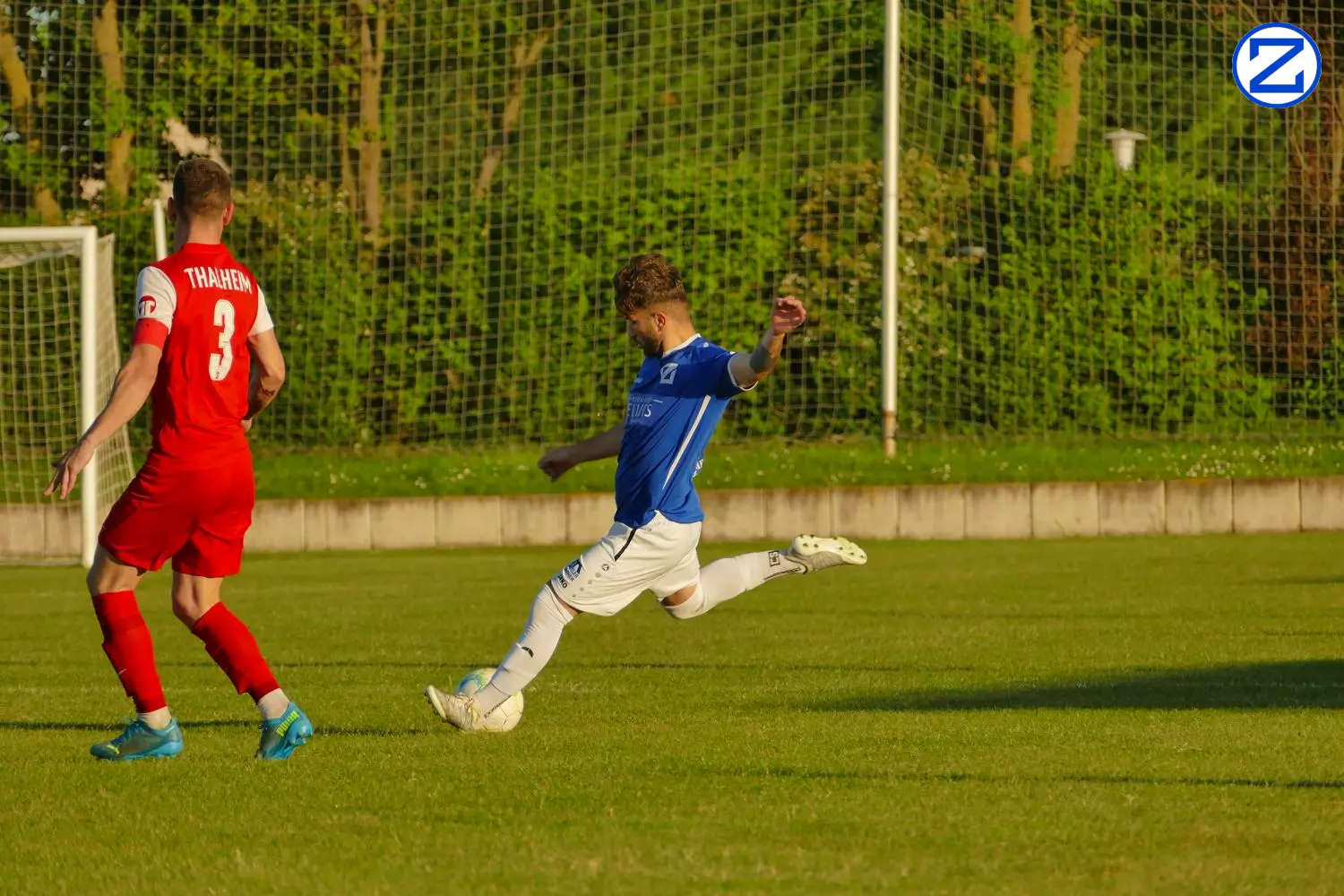 Bild: SV Blau-Weiß Zorbau - SG Rot-Weiß Thalheim 3:1 (0:1) - Sg Rot Weiss Thalheim 008