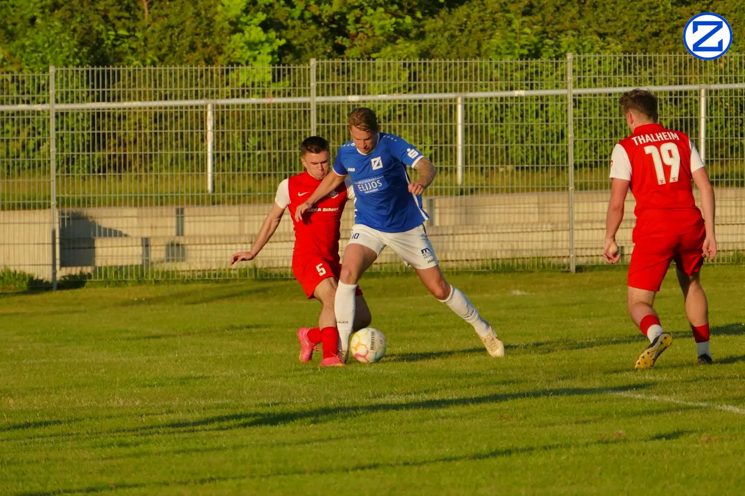 Bild: SV Blau-Weiß Zorbau - SG Rot-Weiß Thalheim 3:1 (0:1) - Sg Rot Weiss Thalheim 011