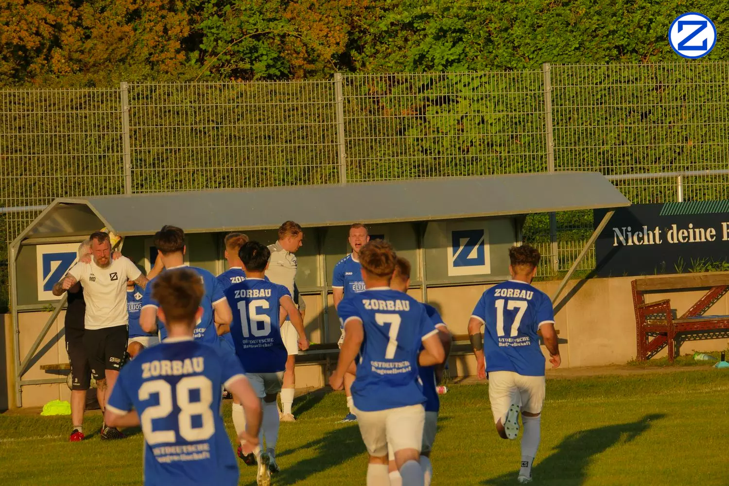 Bild: SV Blau-Weiß Zorbau - SG Rot-Weiß Thalheim 3:1 (0:1) - Sg Rot Weiss Thalheim 019