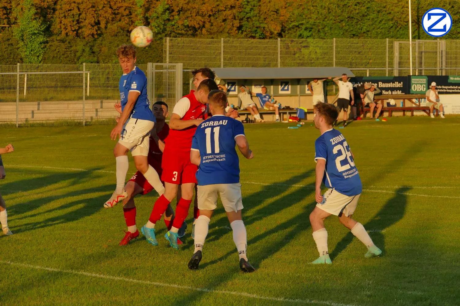 Bild: SV Blau-Weiß Zorbau - SG Rot-Weiß Thalheim 3:1 (0:1) - Sg Rot Weiss Thalheim 023