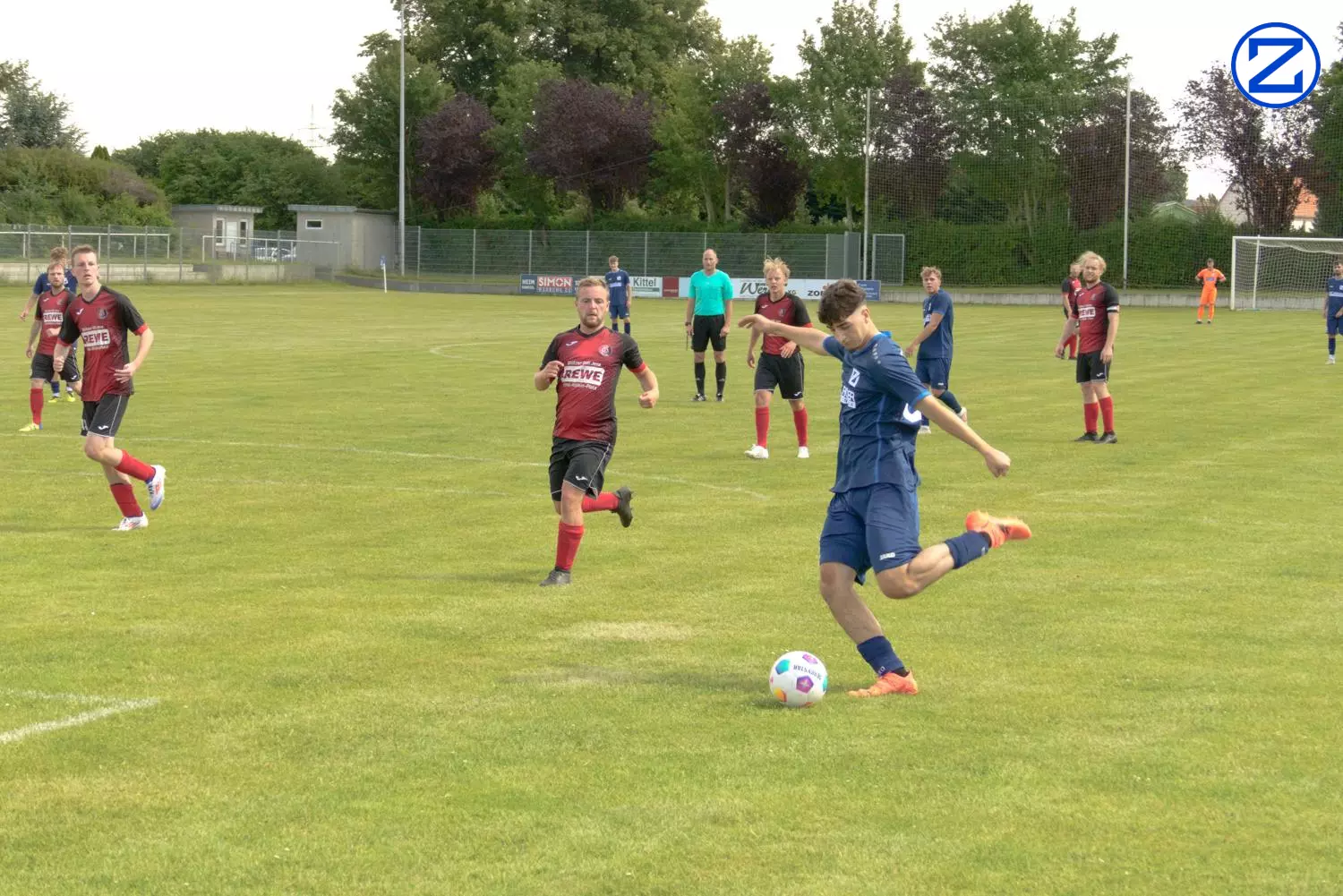 Bild: SV Blau-Weiß Zorbau - SV Jena-Zwätzen 2:1 (0:0) - Zwaetzen016