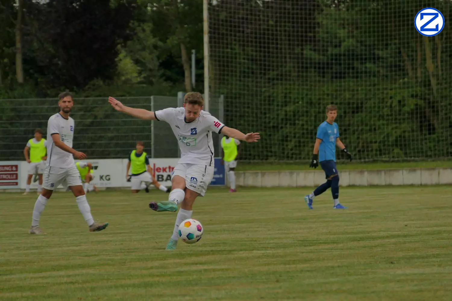 Bild: SV Blau-Weiß Zorbau - SV Eintracht Eisenberg 2:0 (0:0) - Eisenberg010