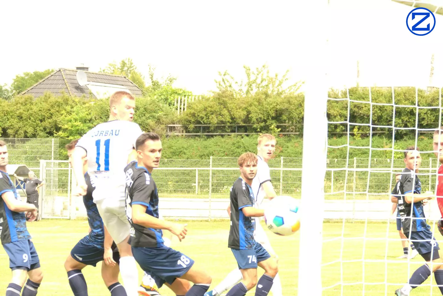 Bild: SV Blau-Weiß Zorbau - SV 09 Arnstadt 4:0 (2:0) - Arnstadt013