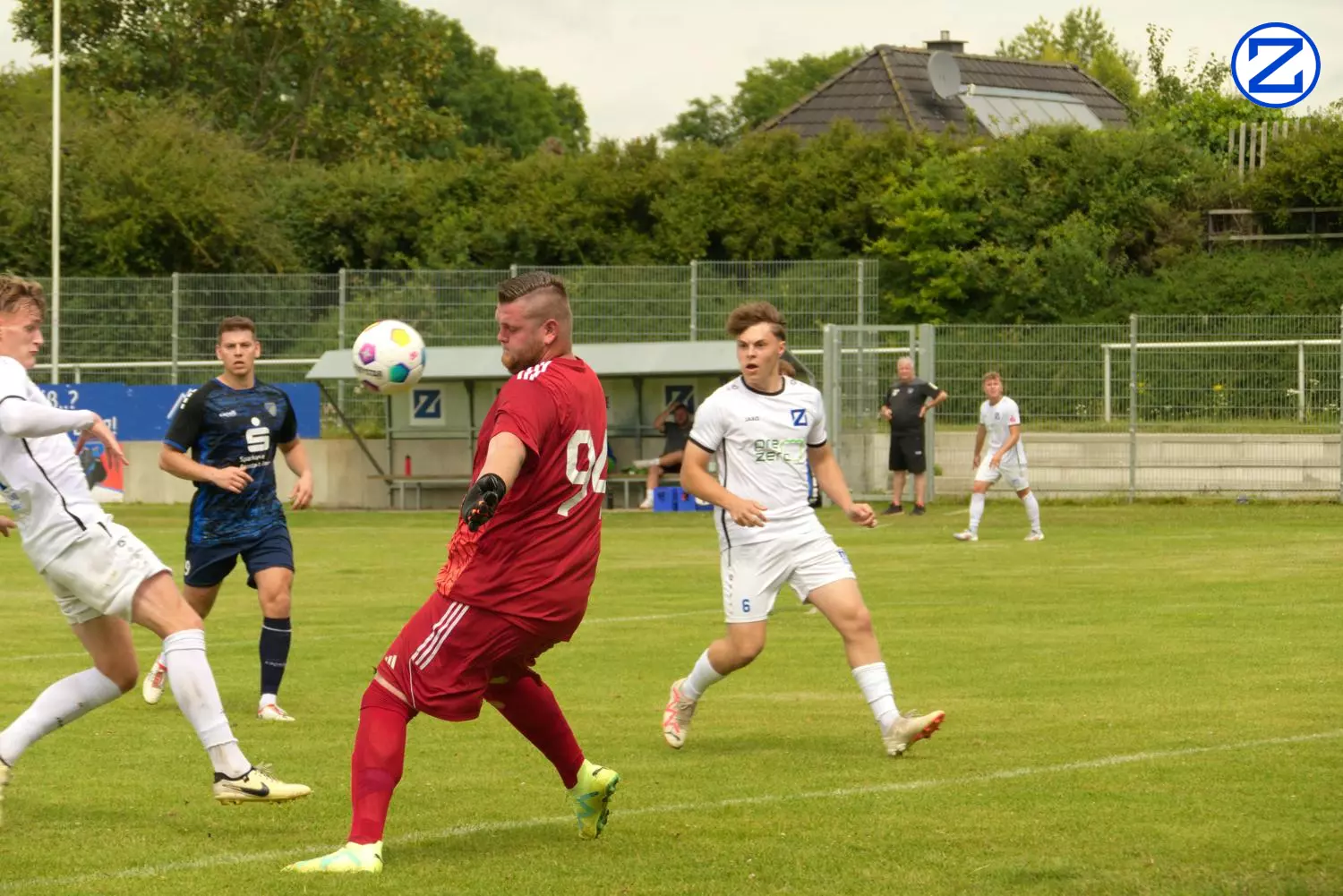 Bild: SV Blau-Weiß Zorbau - SV 09 Arnstadt 4:0 (2:0) - Arnstadt014