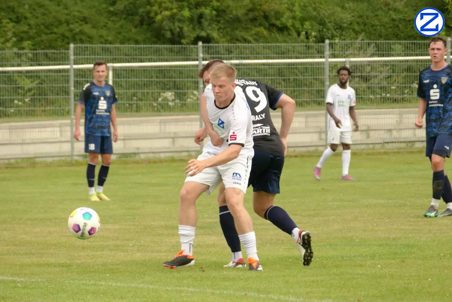 Bild: SV Blau-Weiß Zorbau - SV 09 Arnstadt 4:0 (2:0) - Arnstadt037