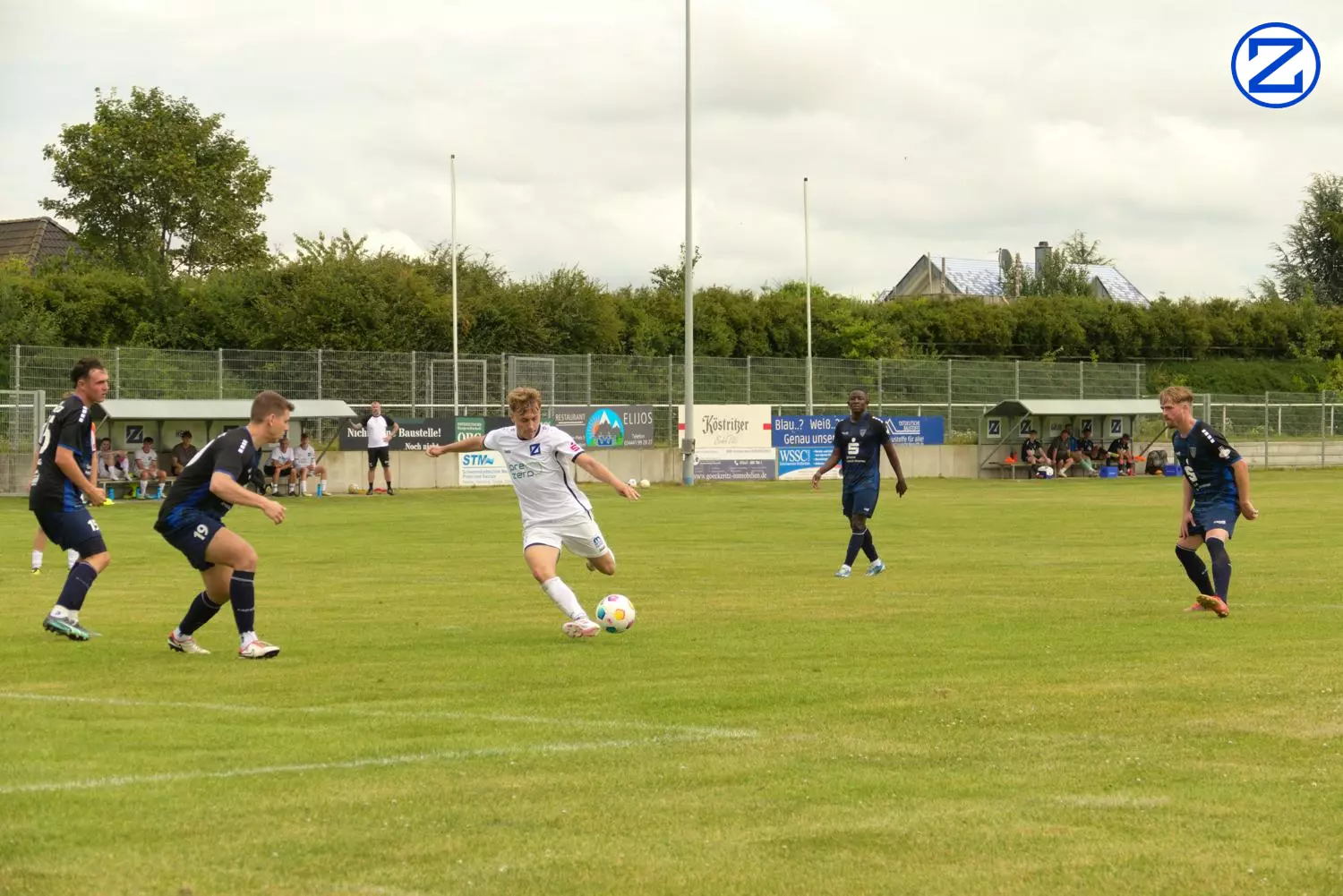 Bild: SV Blau-Weiß Zorbau - SV 09 Arnstadt 4:0 (2:0) - Arnstadt039