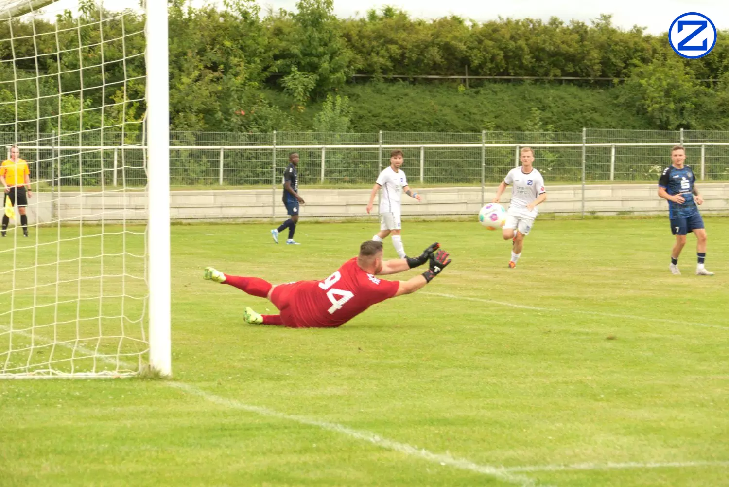 Bild: SV Blau-Weiß Zorbau - SV 09 Arnstadt 4:0 (2:0) - Arnstadt042
