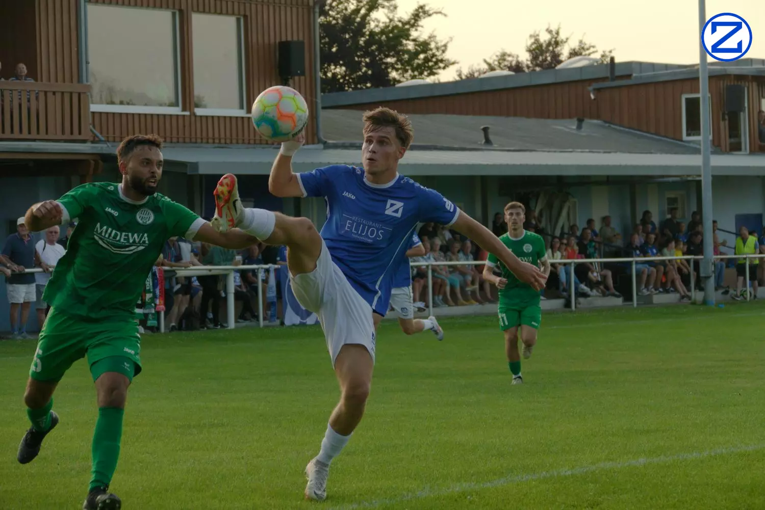 Bild: SV Blau-Weiß Zorbau - SG Union Sandersdorf 2:2 (2:0) - Sandersdorf011