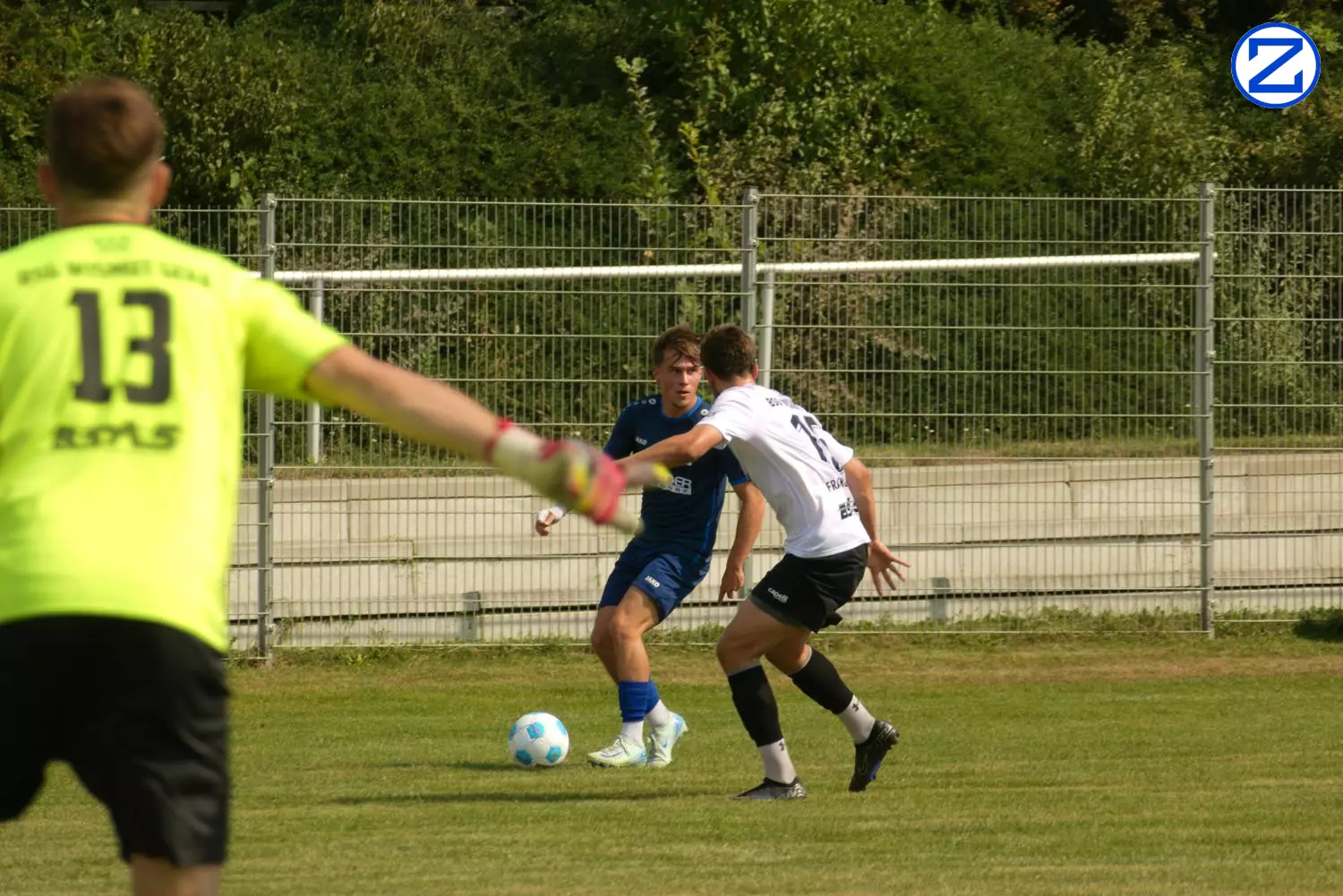 Bild: SV Blau-Weiß Zorbau - BSG Wismut Gera 3:1 (0:0) - Gera001