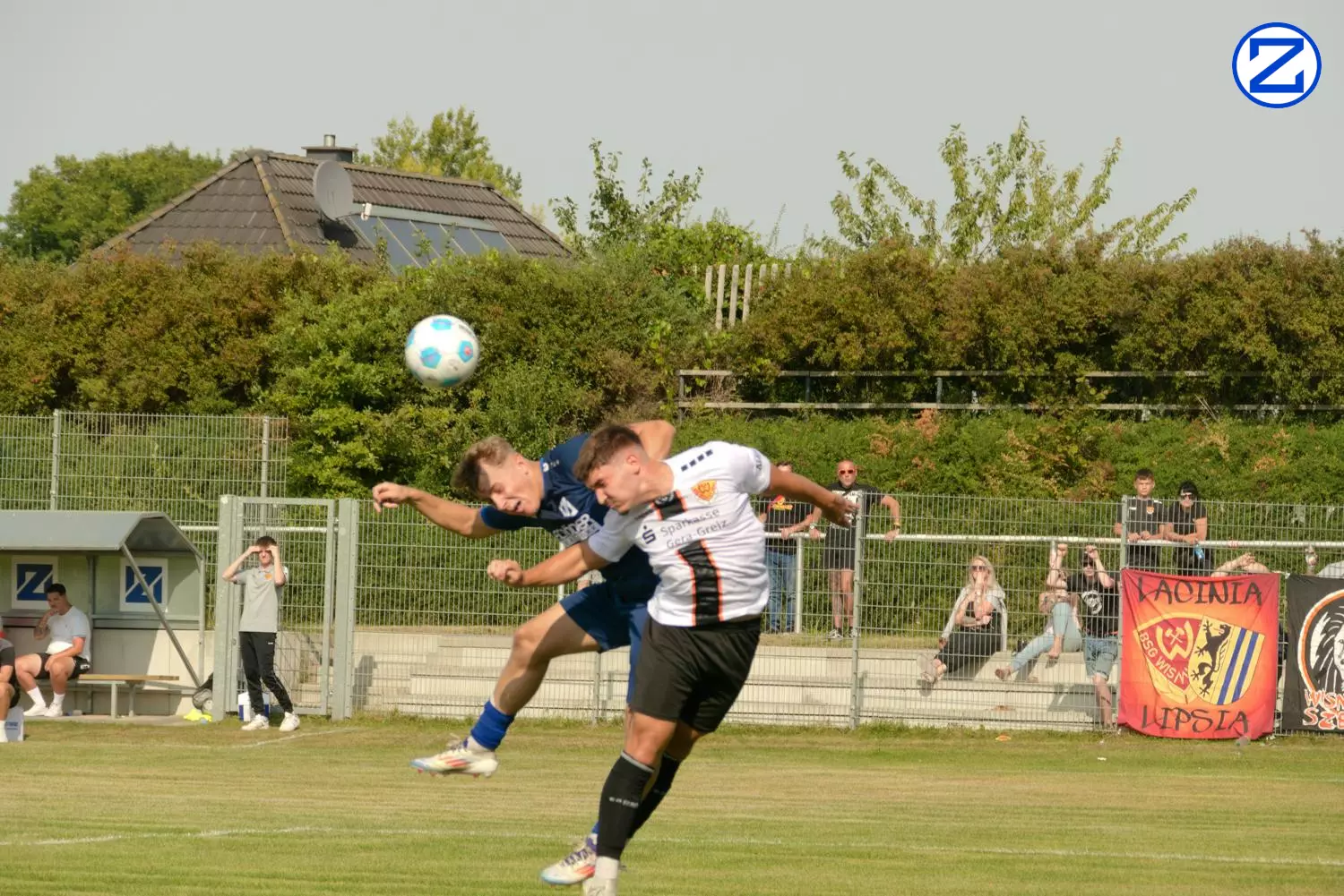 Bild: SV Blau-Weiß Zorbau - BSG Wismut Gera 3:1 (0:0) - Gera007