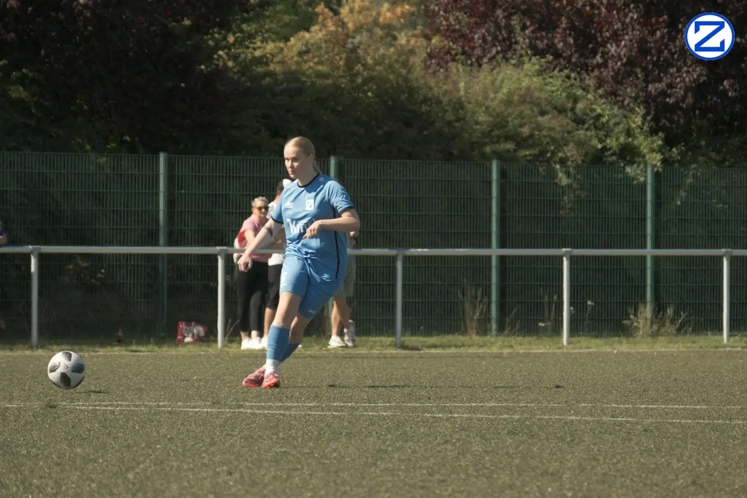 Bild: Frauen: SV Blau-Weiß Zorbau - SC Naumburg 9:0 (4:0) - Naumburg1001