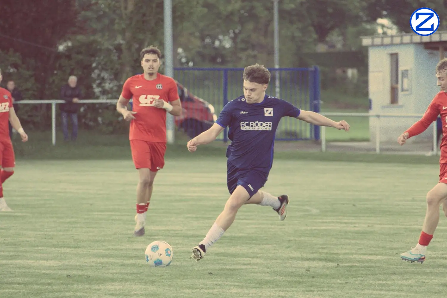 Bild: SV Blau-Weiß Zorbau - SV Dessau 05 2:1 (0:0) - Dessau001
